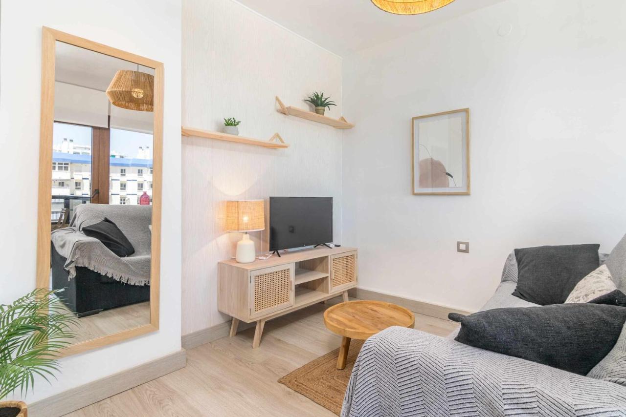 Loft In Front Of The Sea Benalmadena Apartment Exterior photo